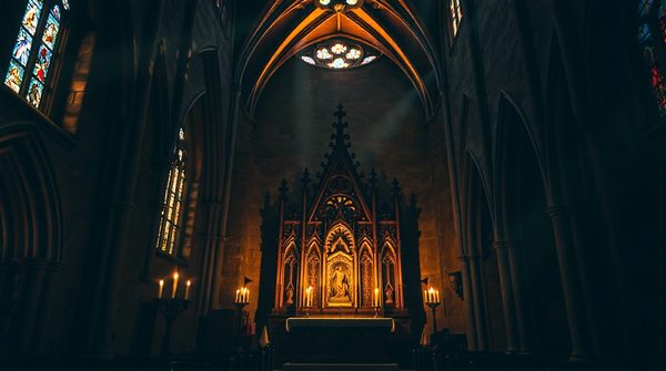 Hypnotiseur à Reims : réveillez vos ressources intérieures